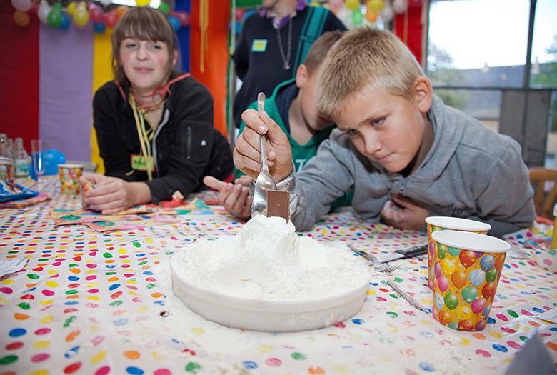 content/Works/2012/(1)Kindergeburtstag